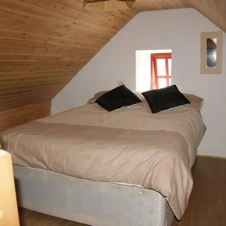 بيت للعطل Aran Thatch *